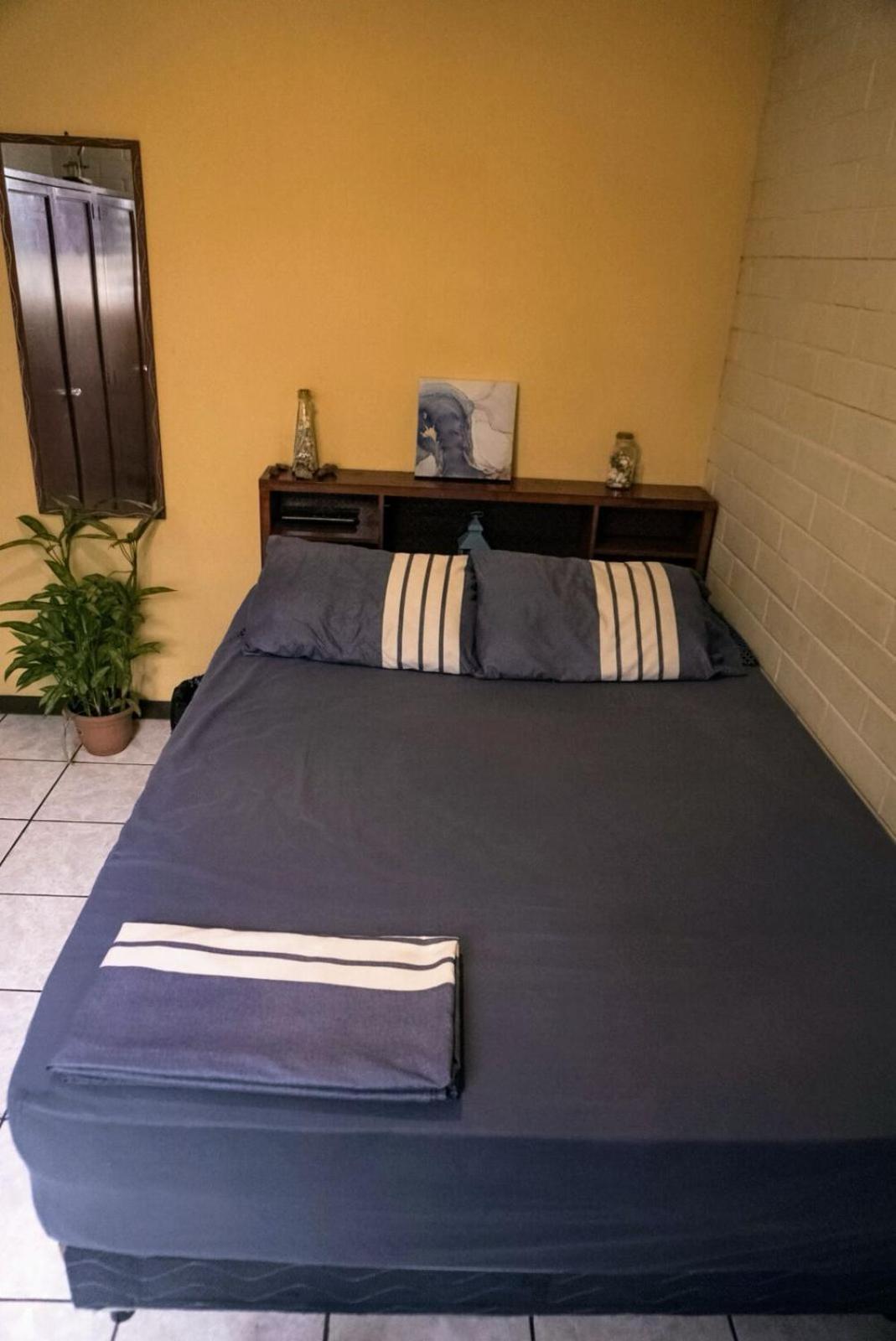 Pool House Hostel Santa Ana Dış mekan fotoğraf